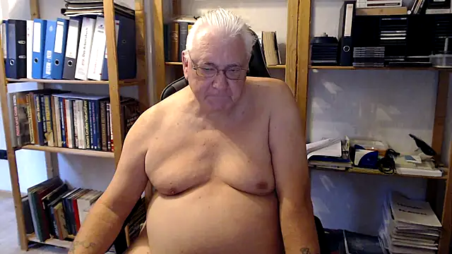 SchwanzhureXXL online show from 07/09/26, 04:38