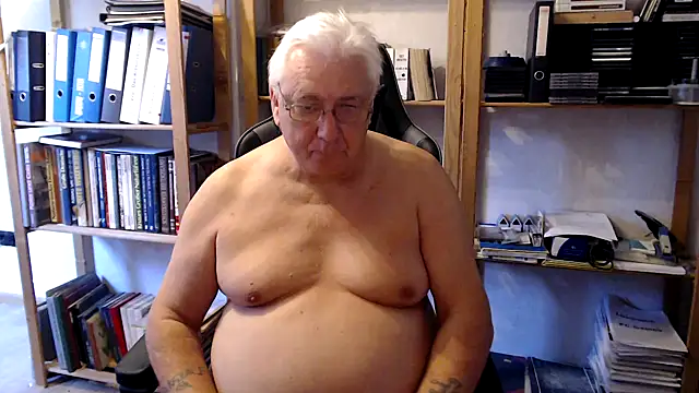 SchwanzhureXXL online show from 07/30/26, 06:01