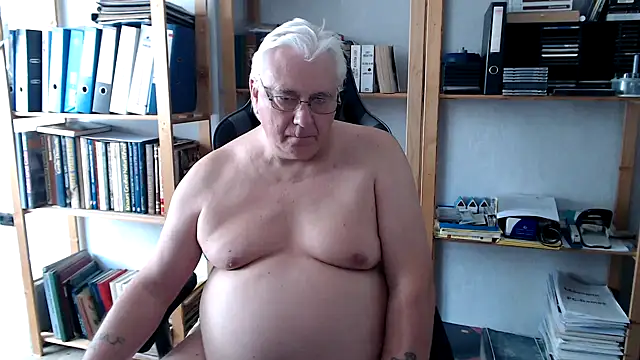 SchwanzhureXXL online show from 08/02/26, 02:26