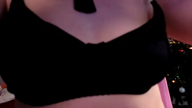 MilenaSaint online show from 01/07/25, 08:45