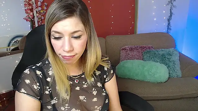 ms sofia x online show from 12/04/24, 08:07