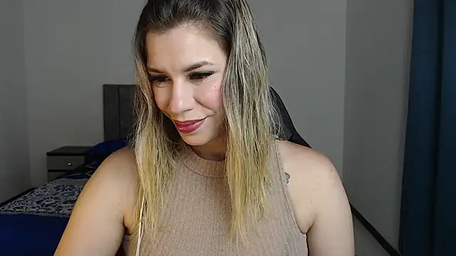 ms sofia x online show from 12/08/24, 02:52