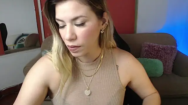 ms sofia x online show from 01/12/25, 04:18