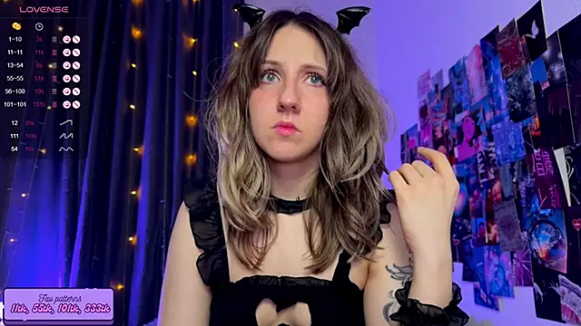 HotaruTomo online show from 10/13/25, 05:18