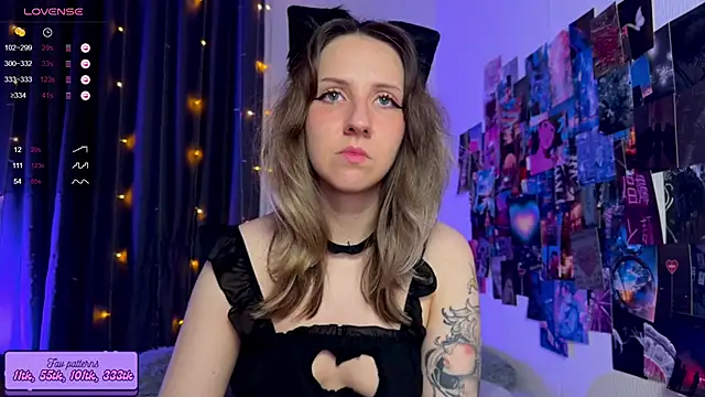 HotaruTomo online show from 10/14/25, 06:58