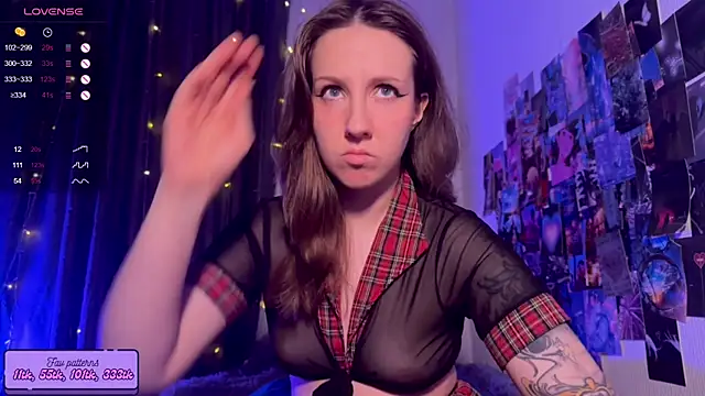 HotaruTomo online show from 11/29/25, 09:18