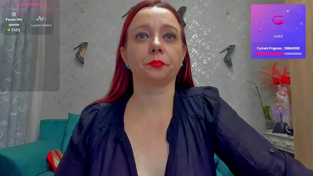 Snapshot of emilianna666 chatting on 11/27/25, 01:35 emilianna666 online show from 11/27/25, 01:35