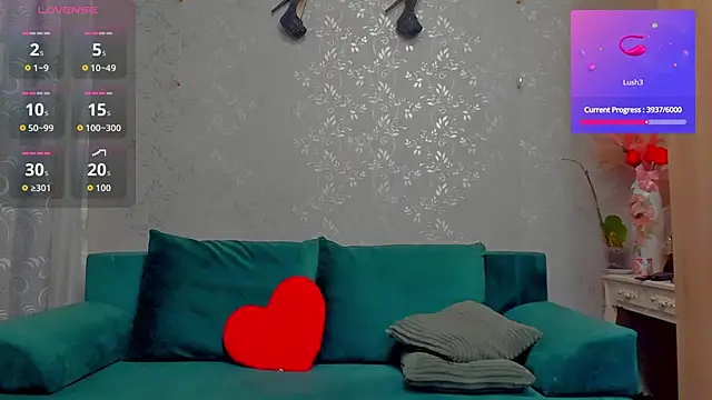 Snapshot of emilianna666 chatting on 12/18/25, 01:28 emilianna666 online show from 12/18/25, 01:28