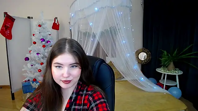 NicoleFoxery online show from 12/27/24, 12:29
