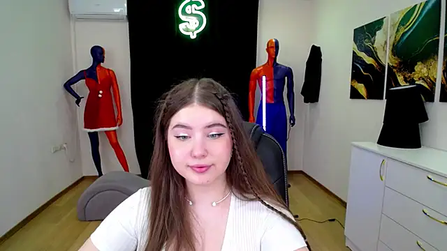 NicoleFoxery online show from 01/18/25, 06:21