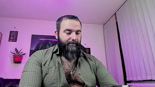 Snapshot of ChristophJules chatting on 12/14/24, 01:17 ChristophJules online show from 12/14/24, 01:17