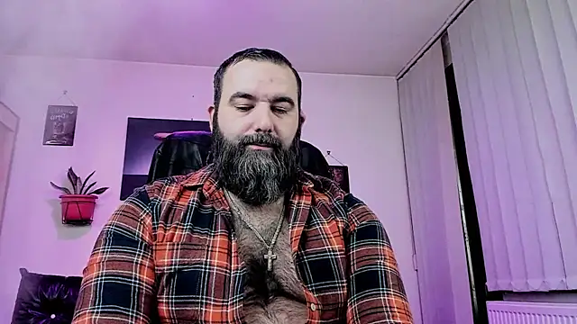 Snapshot of ChristophJules chatting on 02/03/25, 10:32 ChristophJules online show from 02/03/25, 10:32