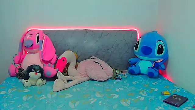 Snapshot of latin_bestshow chatting on 10/21/25, 02:12 latin bestshow online show from 10/21/25, 02:12