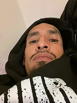 Prettyboiflaco online show from 12/31/24, 03:01