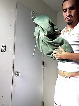 Prettyboiflaco online show from 02/07/25, 04:14