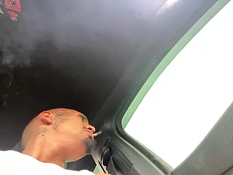 Prettyboiflaco online show from 03/04/25, 02:53