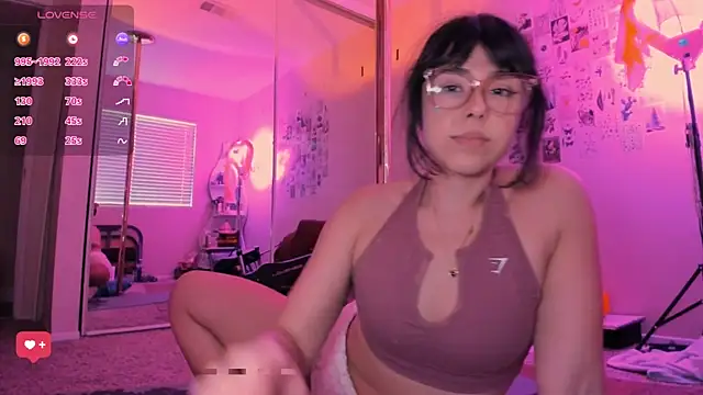 Evie-Luna online show from 06/06/26, 02:05