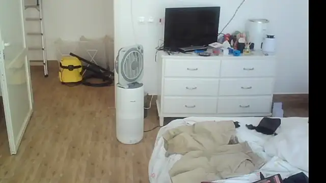 Snapshot of theSecretBallerino chatting on 09/23/25, 06:38 theSecretBallerino online show from 09/23/25, 06:38