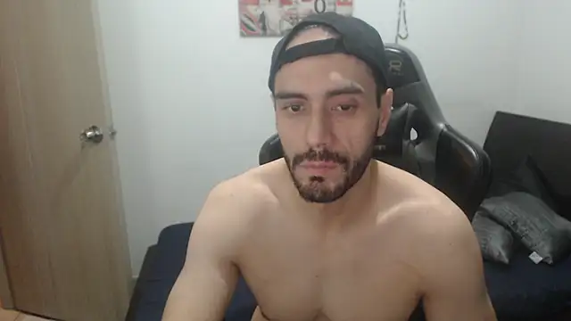 Snapshot of samuelgarcia_ chatting on 09/16/25, 10:27 samuelgarcia  online show from 09/16/25, 10:27