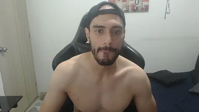 Snapshot of samuelgarcia_ chatting on 09/20/25, 11:00 samuelgarcia  online show from 09/20/25, 11:00