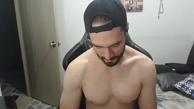 samuelgarcia  online show from 11/11/25, 09:42