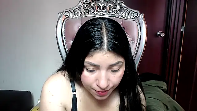 holly20a online show from 01/07/25, 12:31