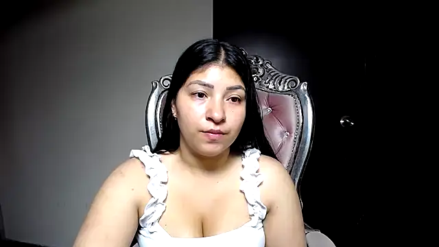 holly20a online show from 02/24/25, 09:53