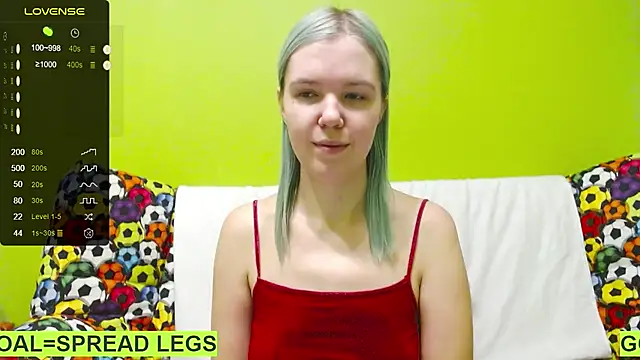 Snapshot of Ultra_Meow chatting on 02/03/25, 12:04 Ultra Meow online show from 02/03/25, 12:04