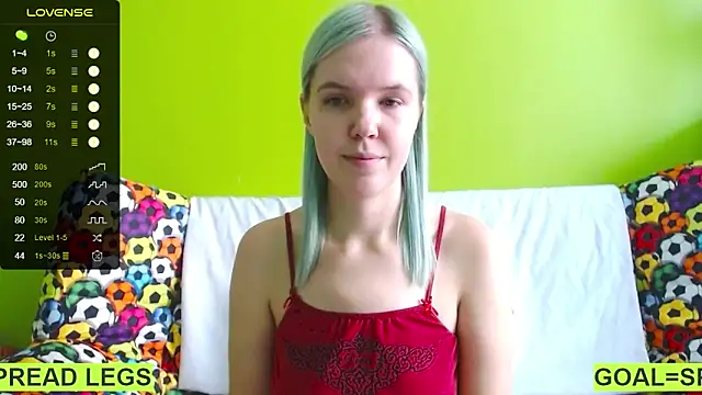 Snapshot of Ultra_Meow chatting on 02/04/25, 12:11 Ultra Meow online show from 02/04/25, 12:11