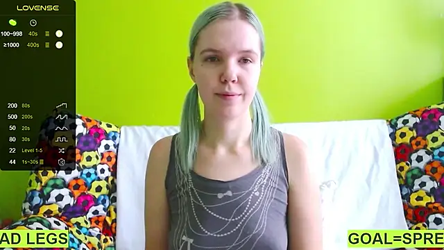 Snapshot of Ultra_Meow chatting on 02/09/25, 10:20 Ultra Meow online show from 02/09/25, 10:20