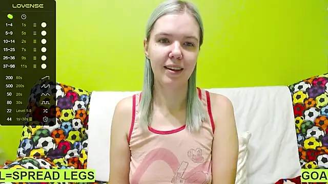 Snapshot of Ultra_Meow chatting on 02/12/25, 11:30 Ultra Meow online show from 02/12/25, 11:30