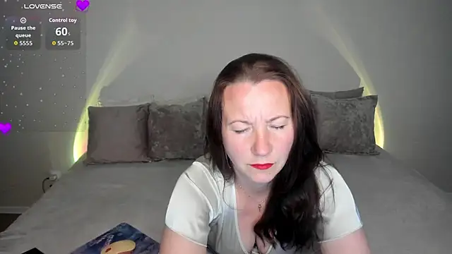 AliceeShy online show from 07/25/26, 02:42