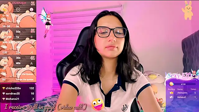 Snapshot of Luniverse chatting on 01/17/25, 08:55 Luniverse online show from 01/17/25, 08:55