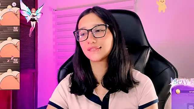 Snapshot of Luniverse chatting on 03/08/25, 12:00 Luniverse online show from 03/08/25, 12:00