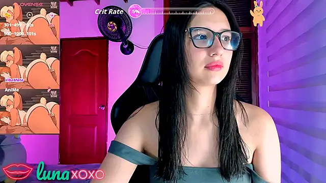 Snapshot of Luniverse chatting on 09/10/25, 08:53 Luniverse online show from 09/10/25, 08:53