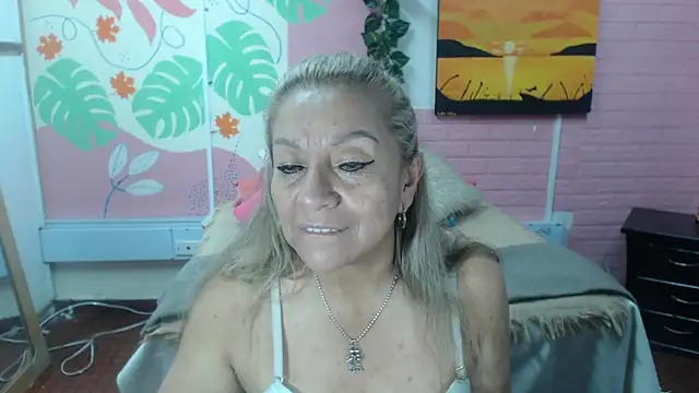 Snapshot of ZAMANTHA chatting on 04/11/26, 03:05 ZAMANTHA online show from 04/11/26, 03:05