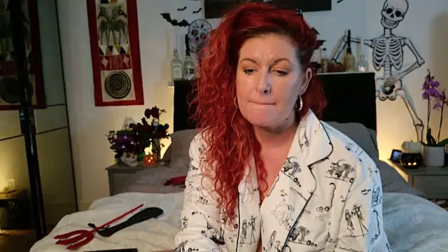 Snapshot of SultrySavannah chatting on 10/19/25, 09:48 SultrySavannah online show from 10/19/25, 09:48