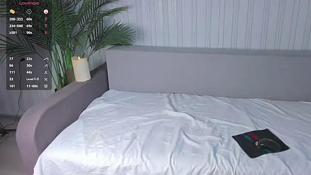 JesikaLooove online show from 07/28/26, 03:32