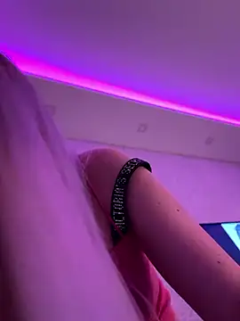 mollyxxx online show from 12/06/24, 12:45