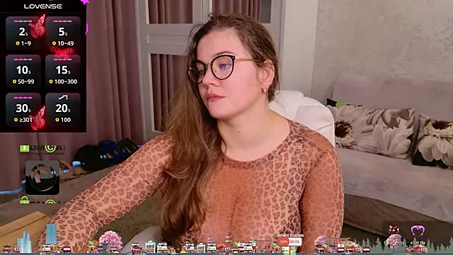 Snapshot of KellyKleine chatting on 11/19/25, 06:35 KellyKleine online show from 11/19/25, 06:35