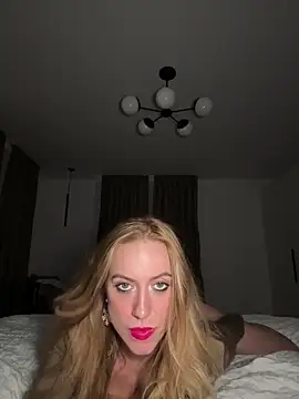 RockQueen A online show from 12/08/24, 04:18