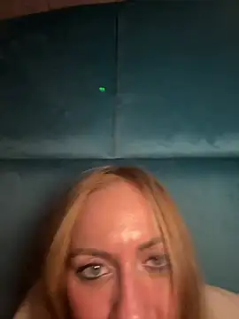 RockQueen A online show from 12/17/24, 05:58