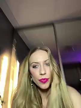 RockQueen A online show from 01/31/25, 01:34