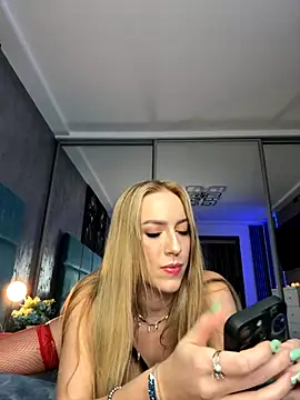 RockQueen A online show from 10/16/25, 04:08