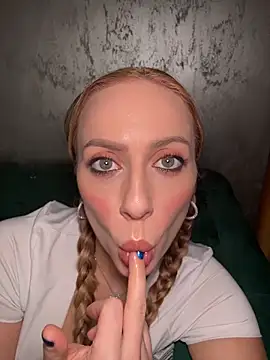 RockQueen A online show from 12/03/25, 04:53