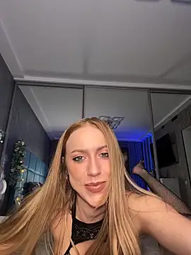 Snapshot of RockQueen_A chatting on 03/03/26, 05:02 RockQueen A online show from 03/03/26, 05:02