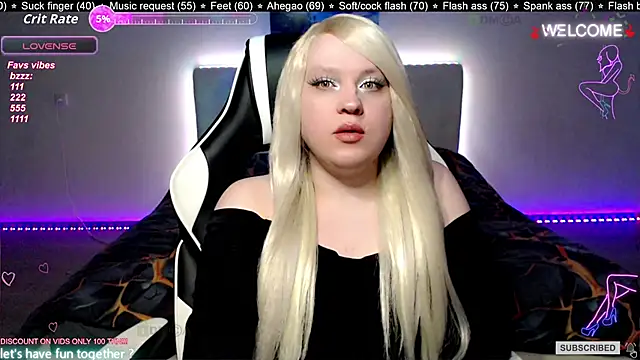 Snapshot of camsmiley chatting on 12/05/25, 08:49 camsmiley online show from 12/05/25, 08:49