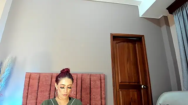 JupiteFox online show from 10/30/25, 12:12