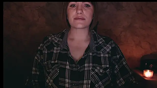 Snapshot of _letty_ chatting on 11/27/25, 10:23 letty online show from 11/27/25, 10:23