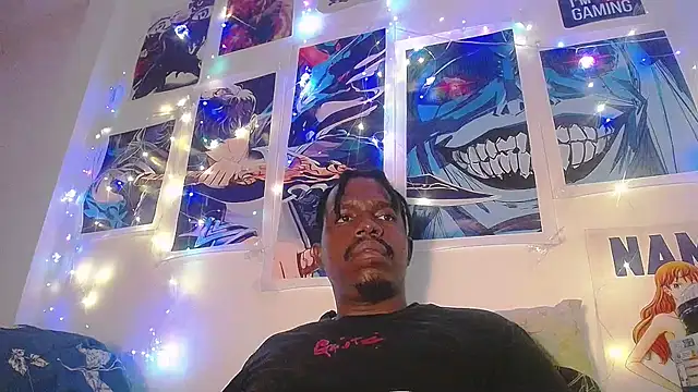 Snapshot of BlackRunning chatting on 09/19/25, 03:52 BlackRunning online show from 09/19/25, 03:52